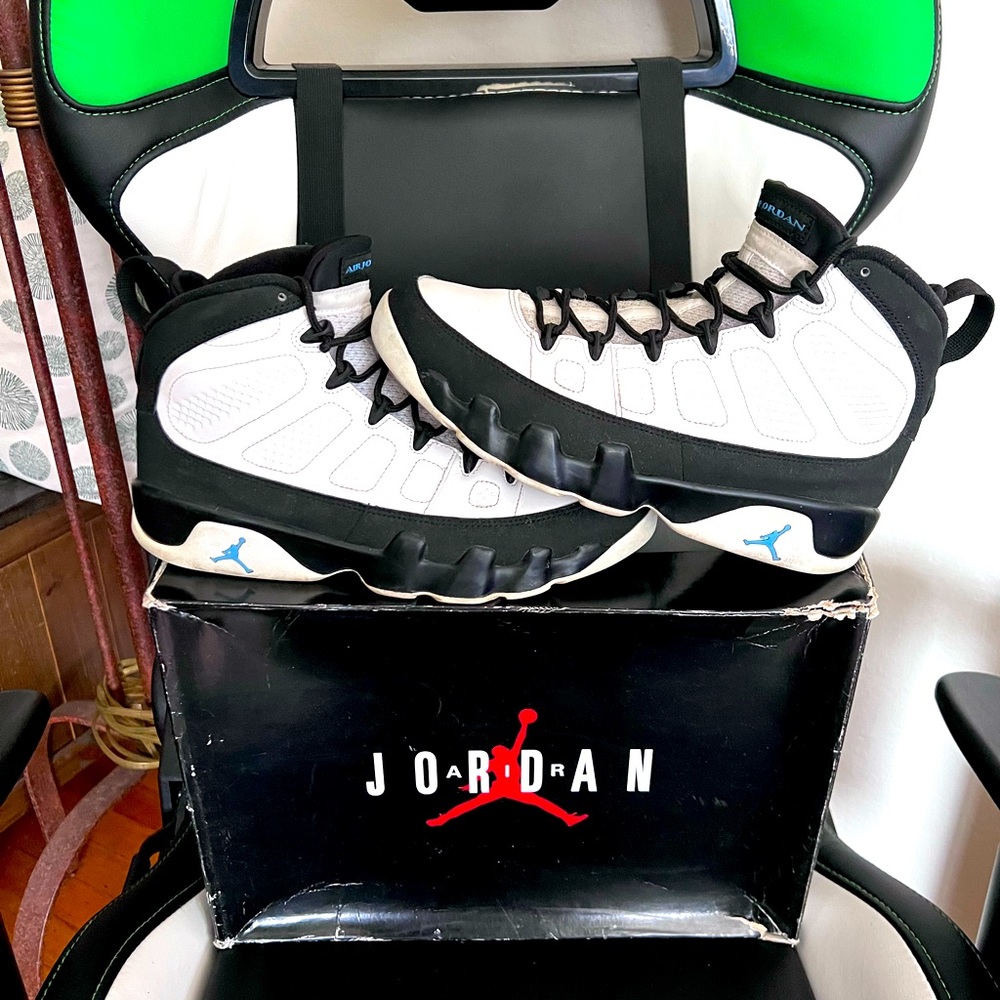 Jordan 9 retro UNC